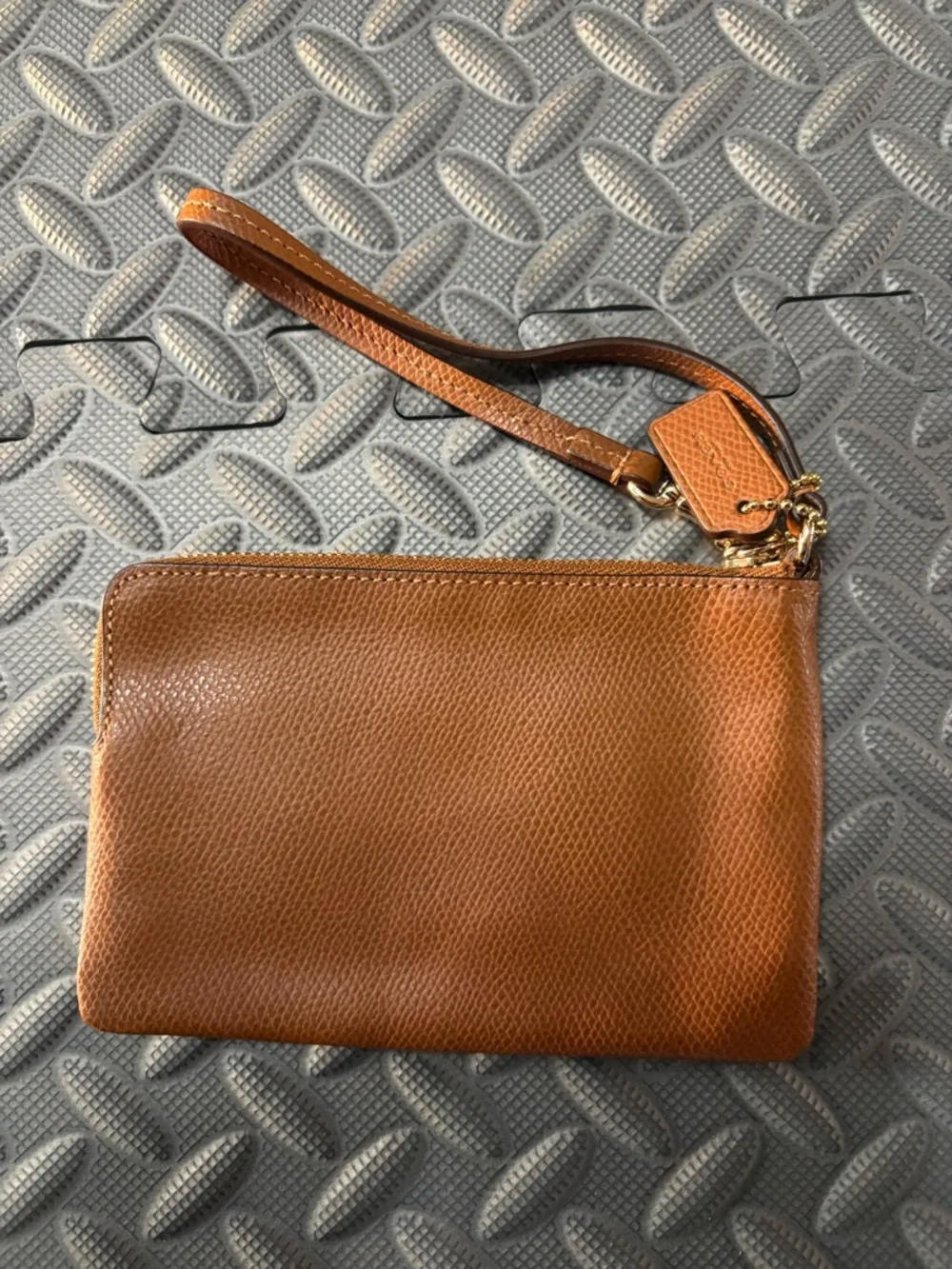Coach Leather Wristlet with Gold Logo - Picture 2 of 3